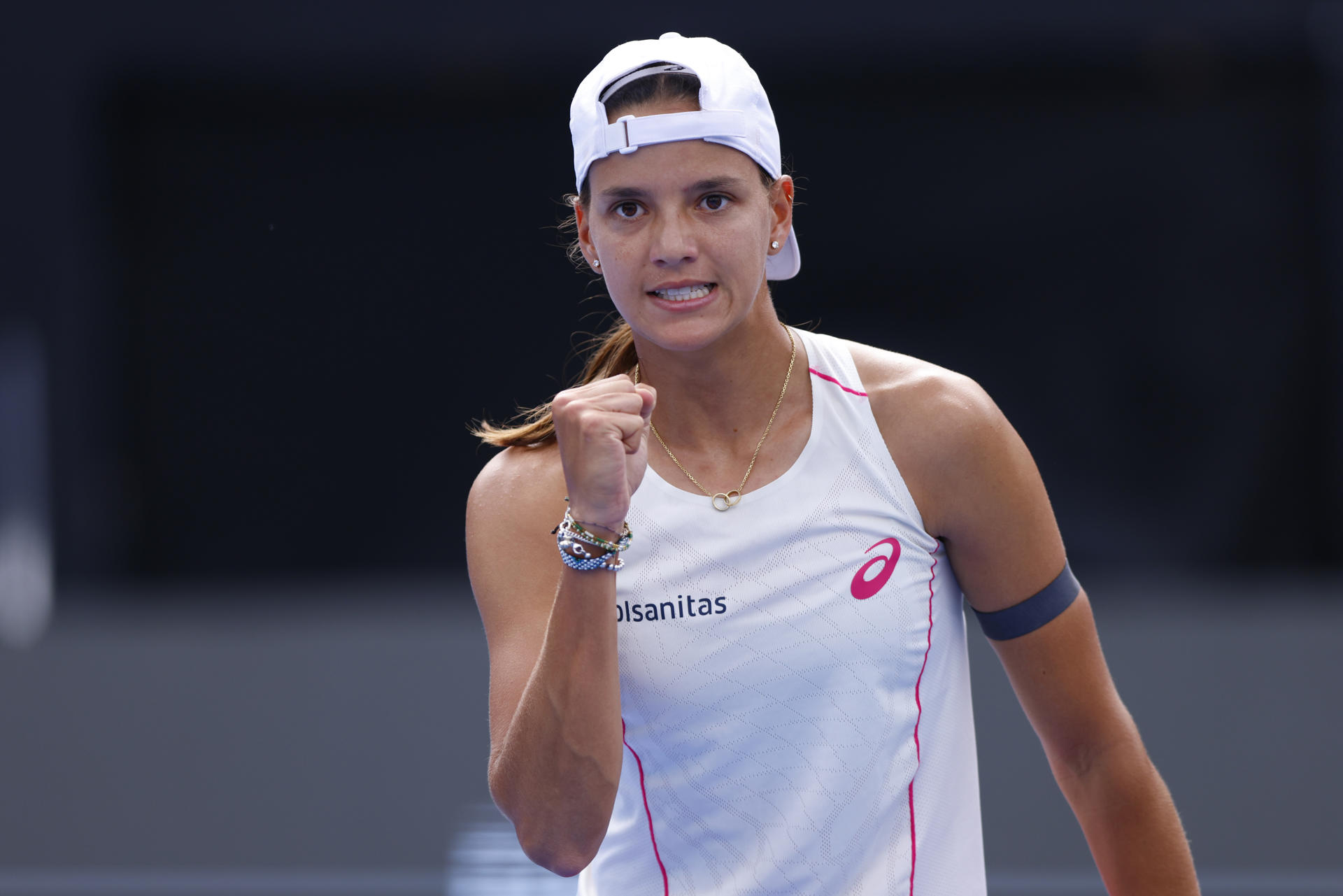Emiliana Arango sigue firme en el WTA de Guadalajara y avanzó a cuartos de final