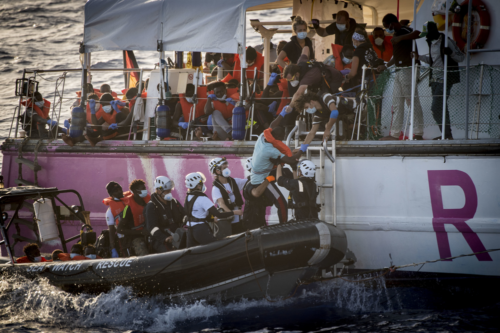 La desgracia de cientos de migrantes rescatados en el Mediterráneo
