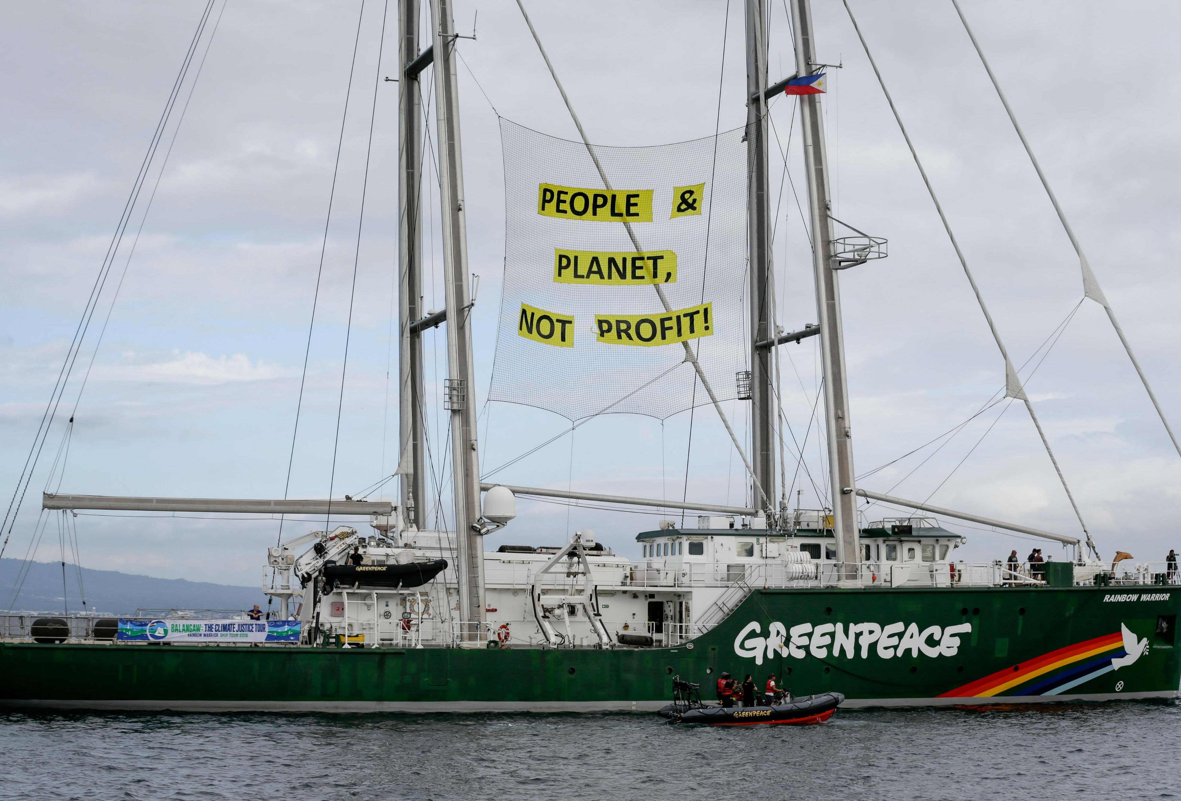 Greenpeace pide a Shell rendir cuentas por el cambio climático
