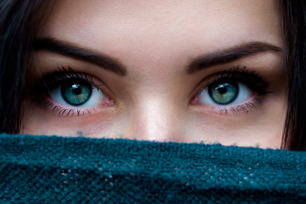 Contorno de ojos: mascarilla para rejuvenecer la piel y cuidarla