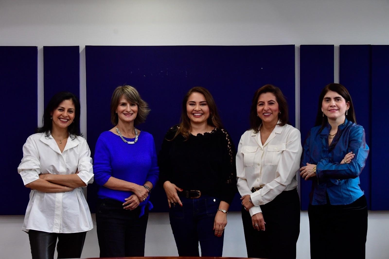 La confianza también se lidera en femenino