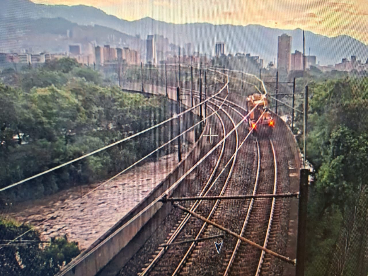 Caída de rayo afectó línea A del Metro de Medellín; así está operando