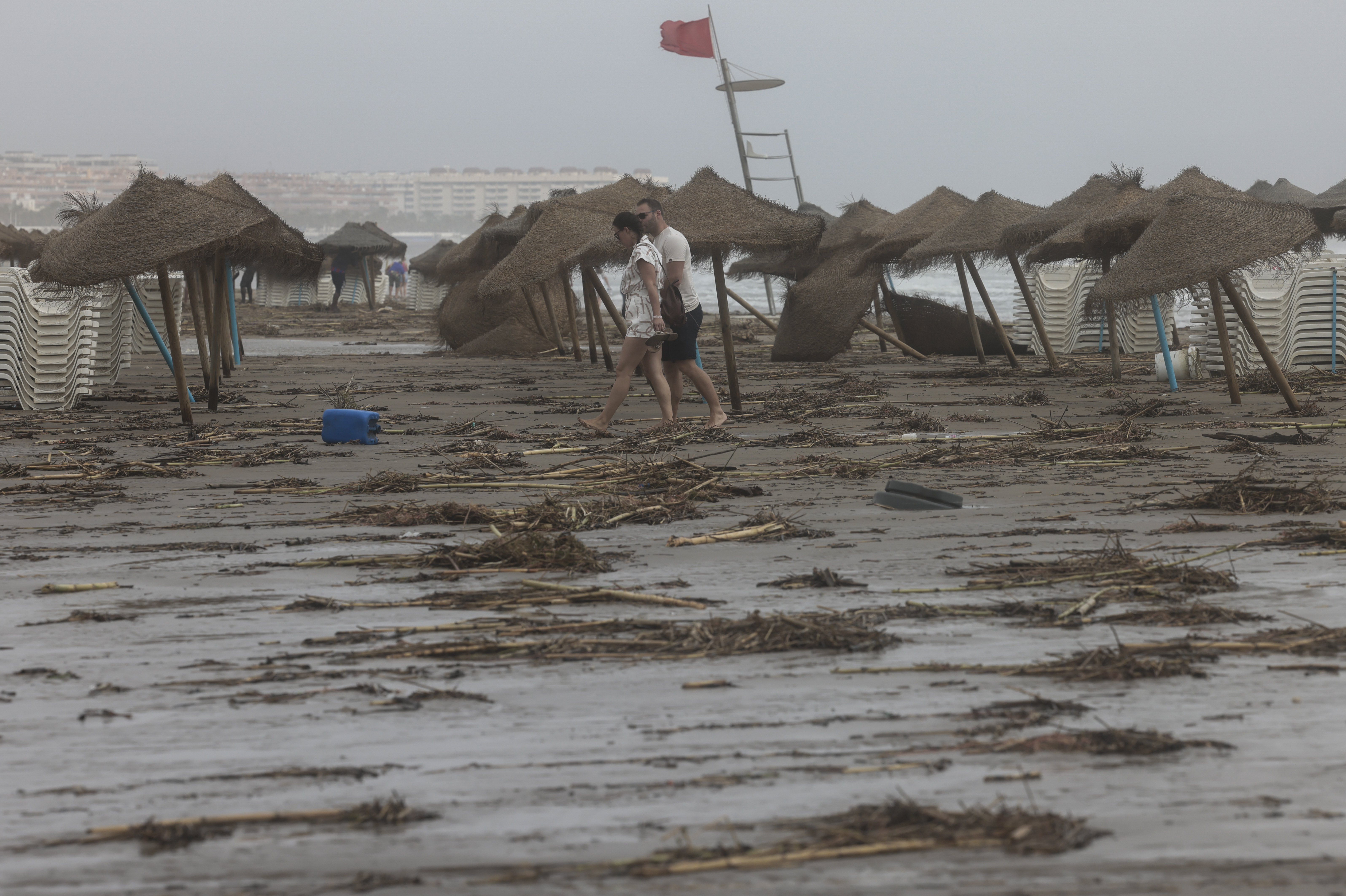 Lluvias torrenciales en España dejaron una persona muerta y dos desaparecidas