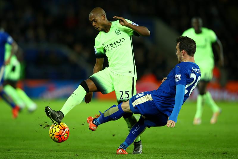 Leicester empató sin goles con el City e igualó a Arsenal