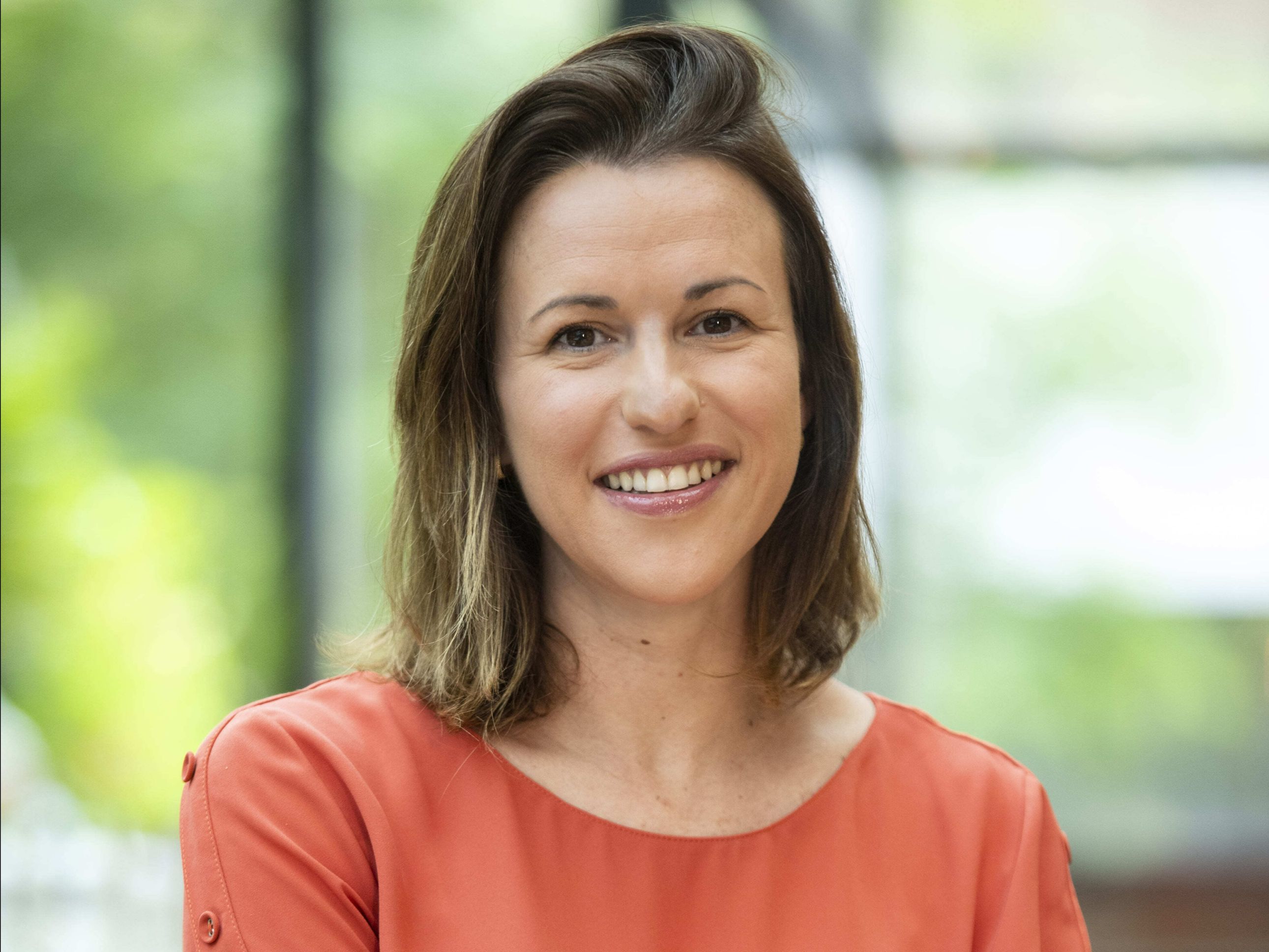 Maria Pia Muto, gerente general del Marriott Executive Apartments São Paulo: "Para todas esas mujeres que buscan ser líderes, les aconsejo: fuerza y concentración. Sé tú misma. No dudes de tu potencial, incluso cuando te enfrentes a la adversidad. Y recuerda que eres una inspiración para las próximas líderes. Ya lo dijo Walt Disney "Si puedes soñarlo, puedes hacerlo"".