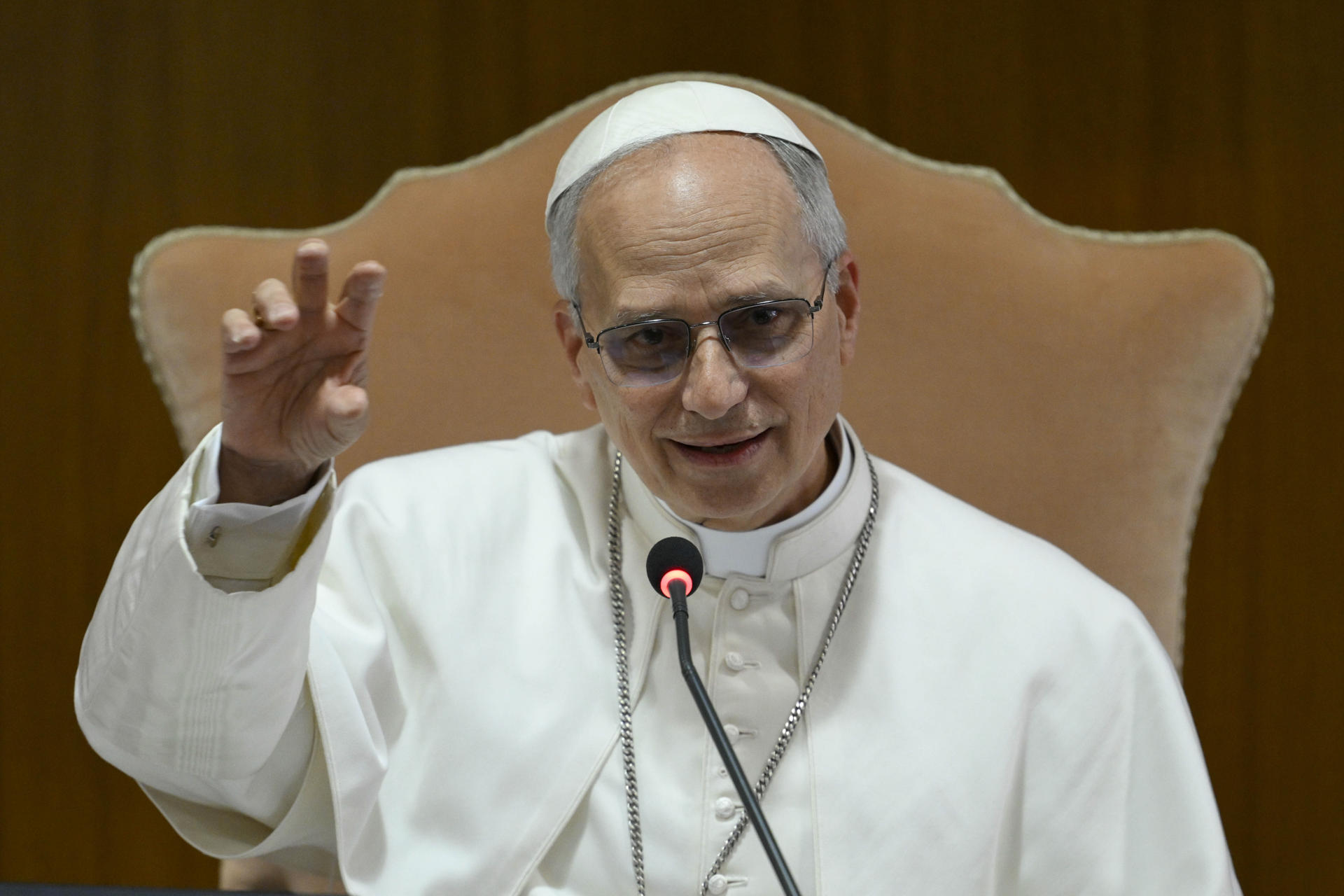 Conocer al papa León XIV puede costar hasta un millón de euros en su gira por Europa