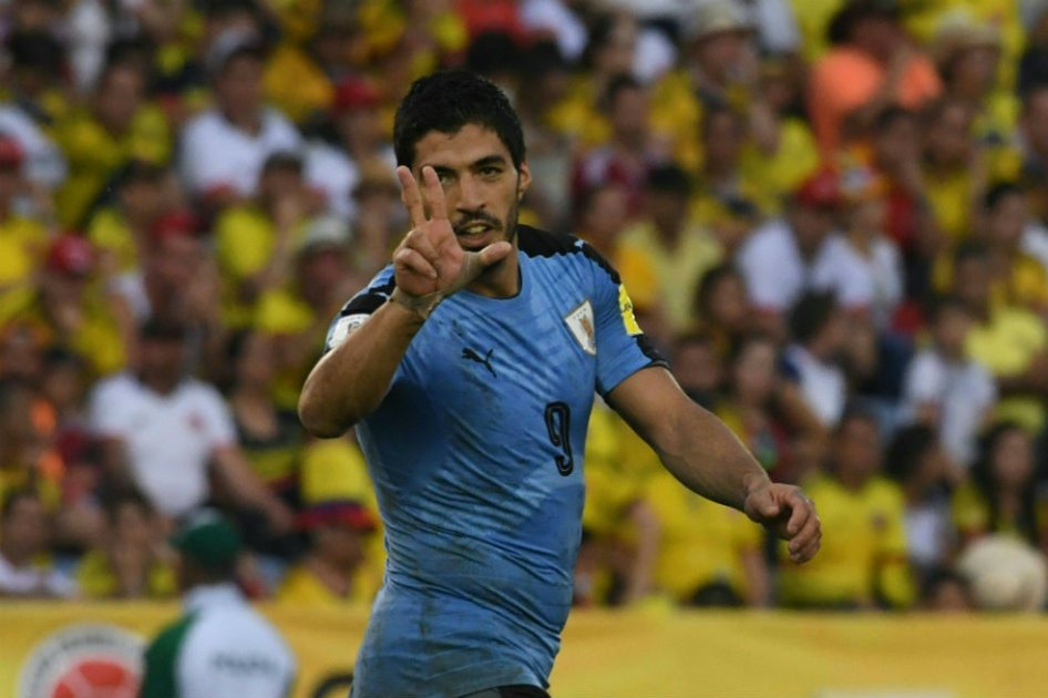 Uruguay, con la vuelta de Suárez, visita a un Perú sin margen de error