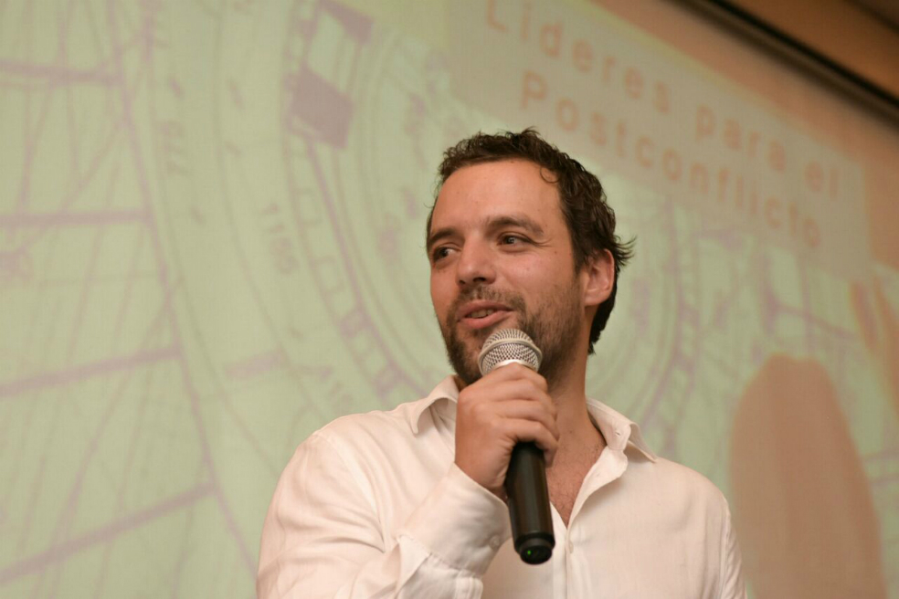 Luis Ernesto Gómez renunció al Partido Liberal