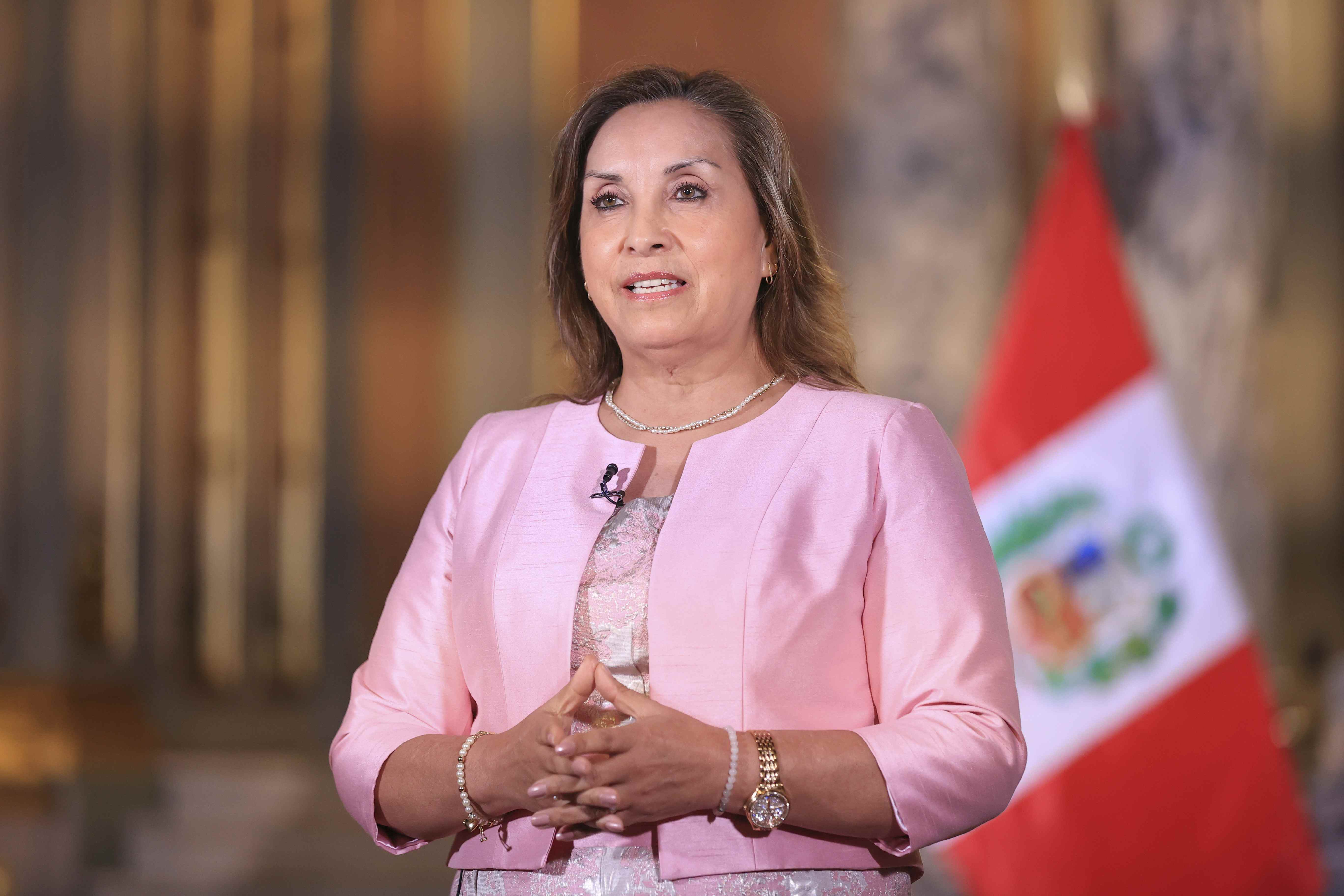Dina Boluarte, presidenta de Perú, fue destituida por el Congreso
