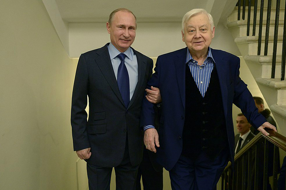 Muere Oleg Tabakov, legendario actor y director teatral ruso