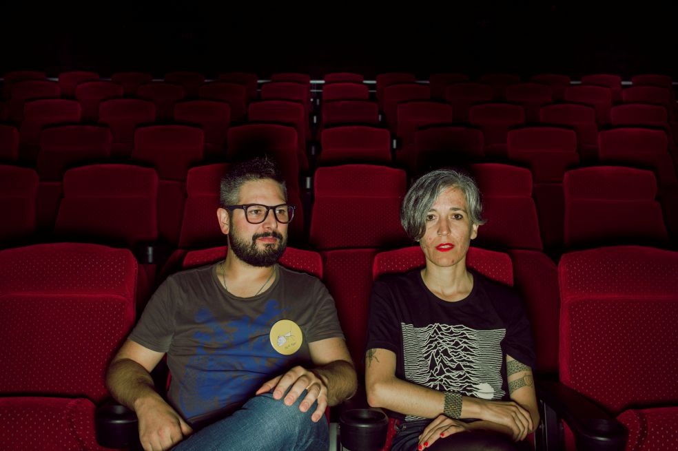 Santiago Caicedo, director de la película “Virus tropical”, y Powerpaola, la dibujante de la historia. / Juan Bernardo Silva Wartski