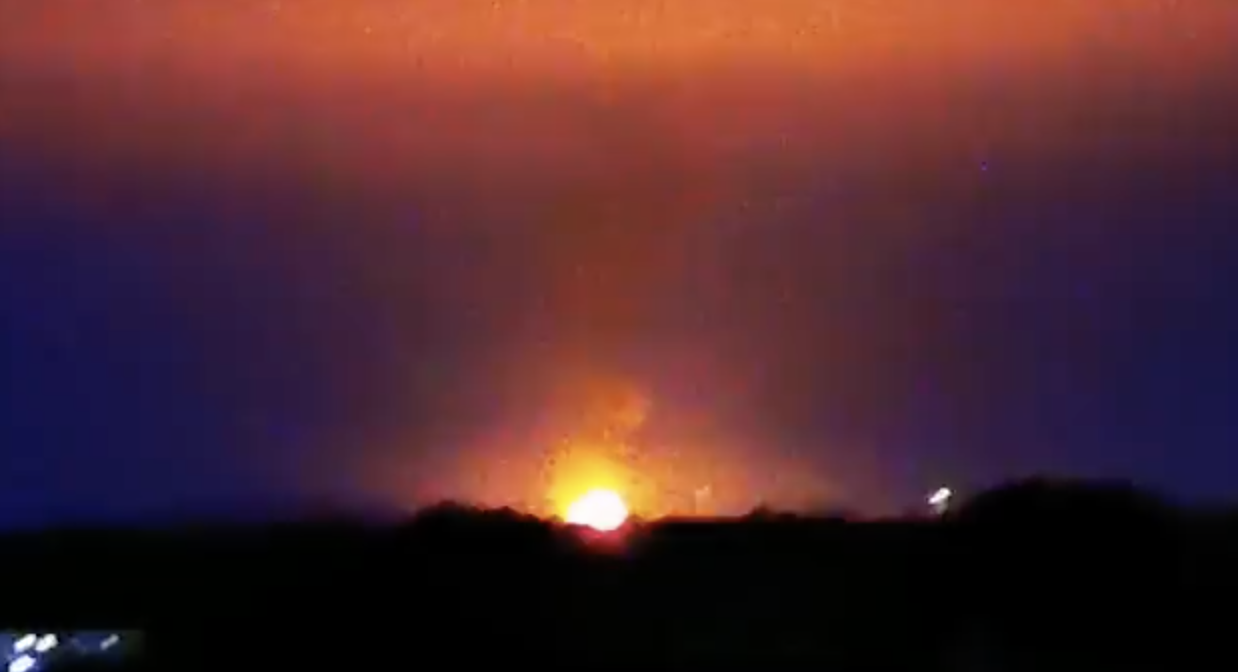 Explosión cerca de Oxford por el impacto de un rayo a una planta de desechos