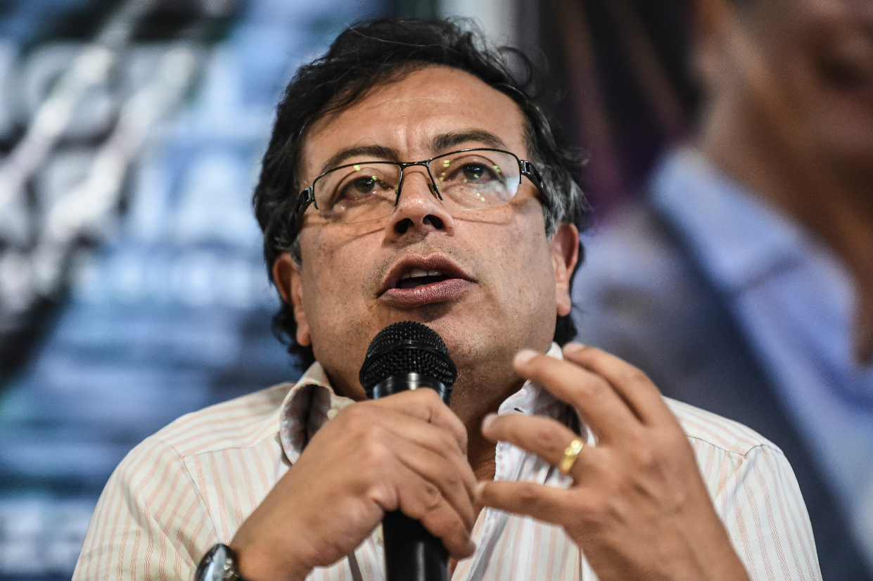 Gustavo Petro rechaza trino de la Fiscalía sobre Fake News y pide rectificación