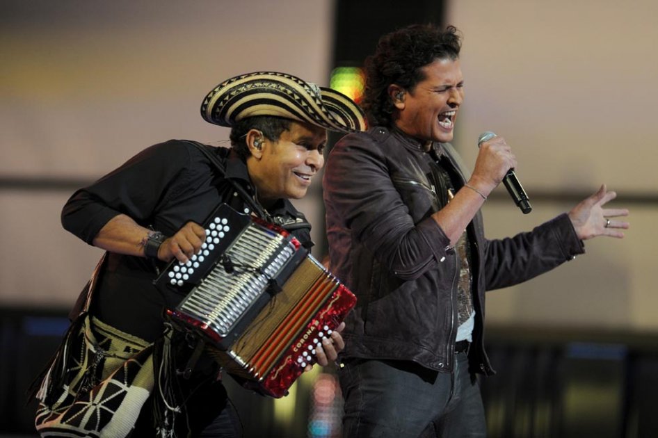 Carlos Vives anuncia lanzamiento de nuevo disco