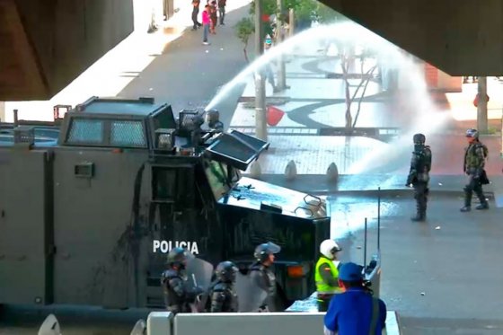 Tras disturbios de vendedores ambulantes, retorna la calma en Medellín