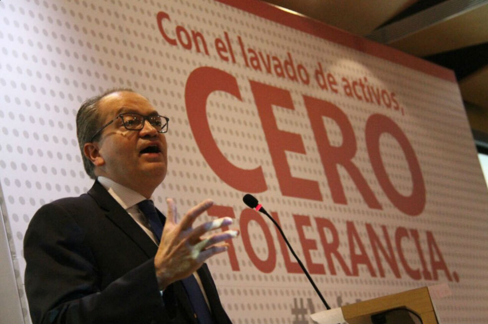Queremos que las empresas sean sometidas a la justicia penal: procurador Fernando Carrillo
