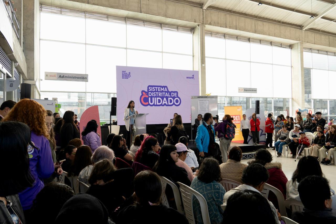 Donde cuidar también cuenta: Bogotá inauguró una nueva Manzana del Cuidado en el 20 de Julio