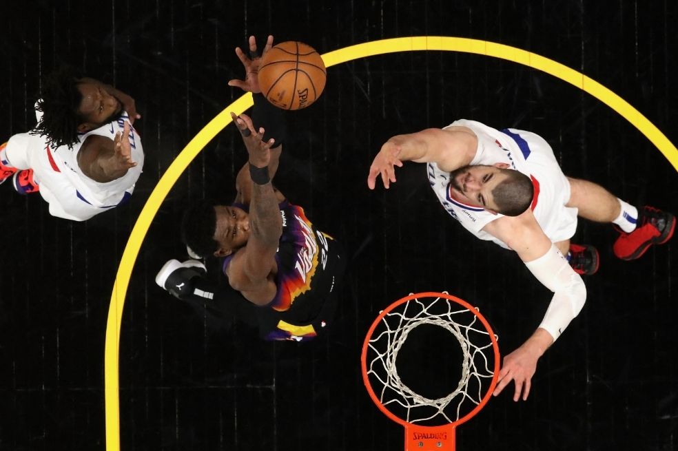 La NBA se regala una jornada navideña en plena ola de COVID-19