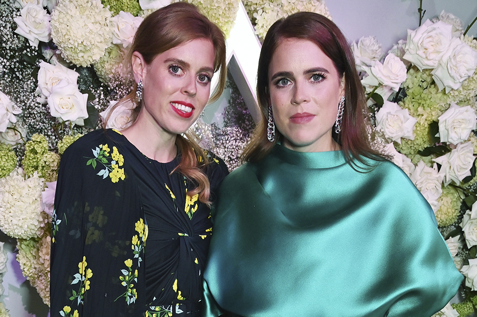 ¿Quiénes son y qué hacen las princesas Beatriz y Eugenia de Inglaterra?