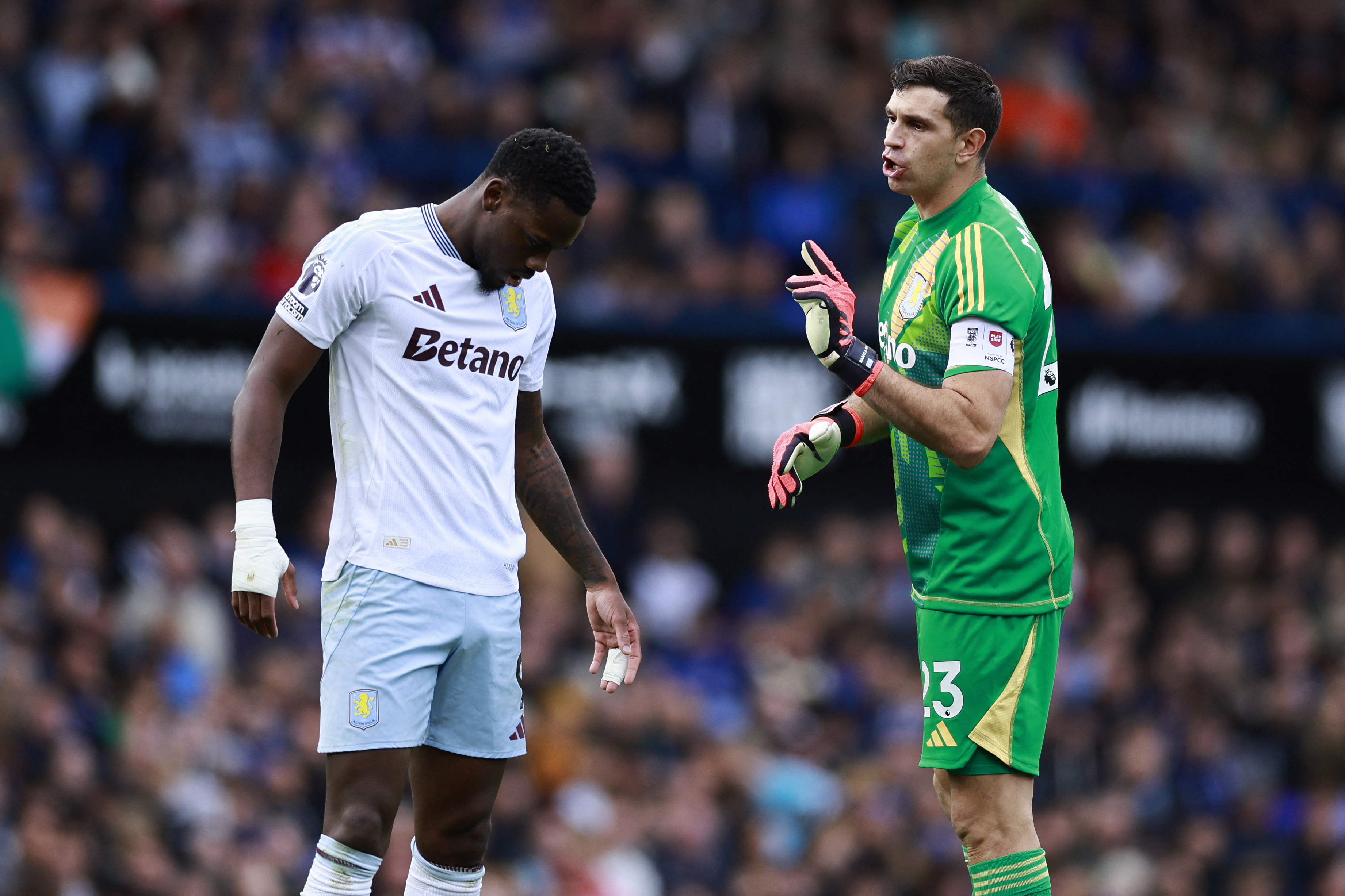 Aston Villa, con Jhon Jáder Durán en cancha, empató con Ipswich Town