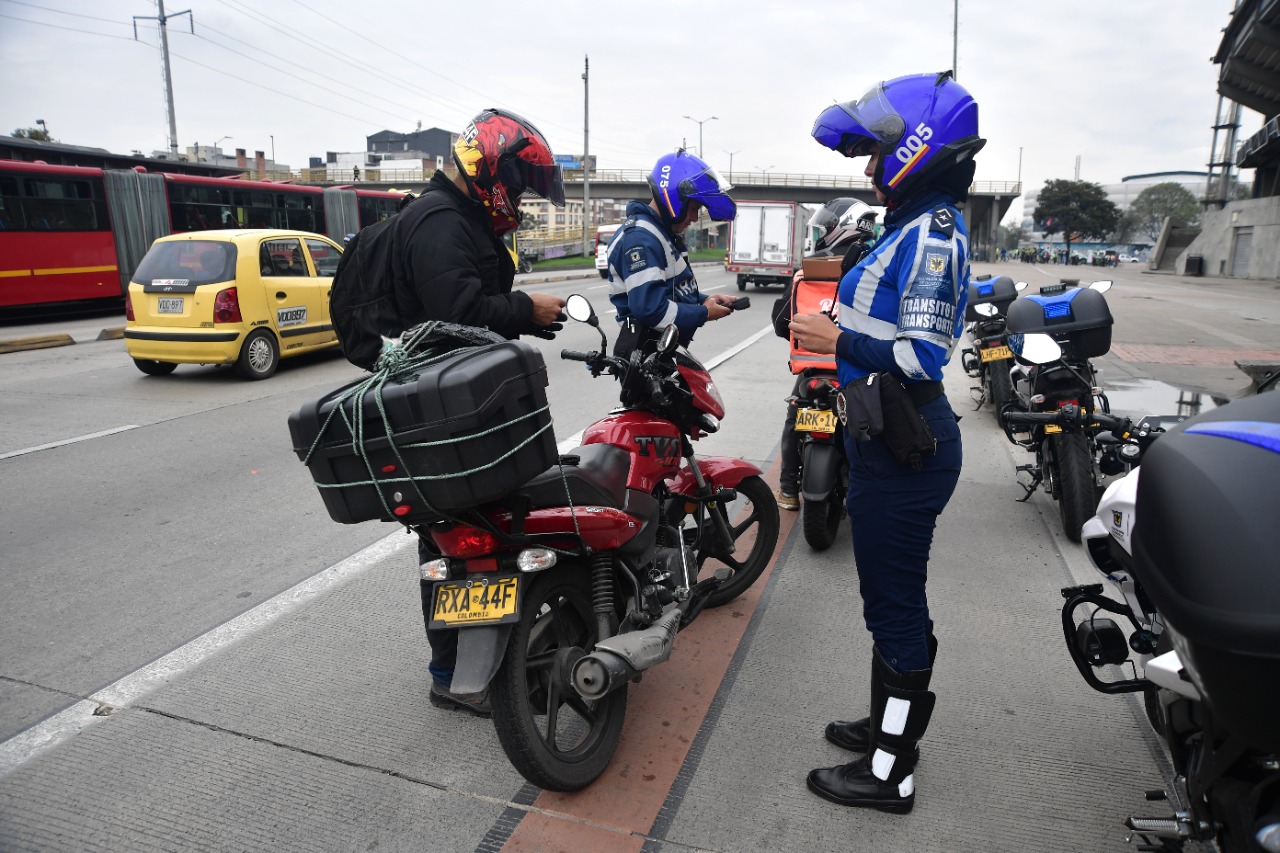 Comparendos llevaron a Movilidad a concentrar una de cada tres PQRS en Bogotá