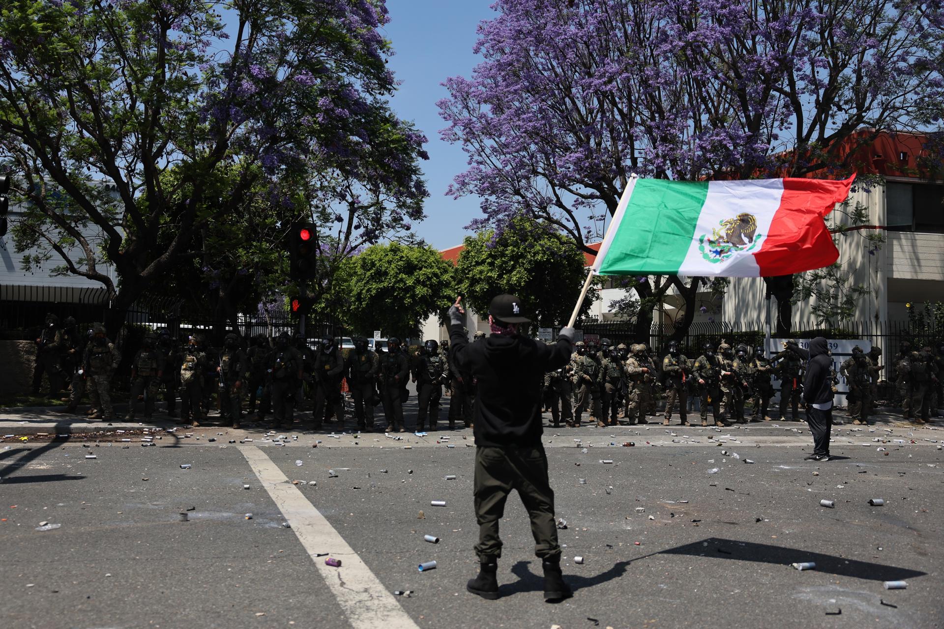 Trump muestra su cara autoritaria con el envío de militares a Los Ángeles