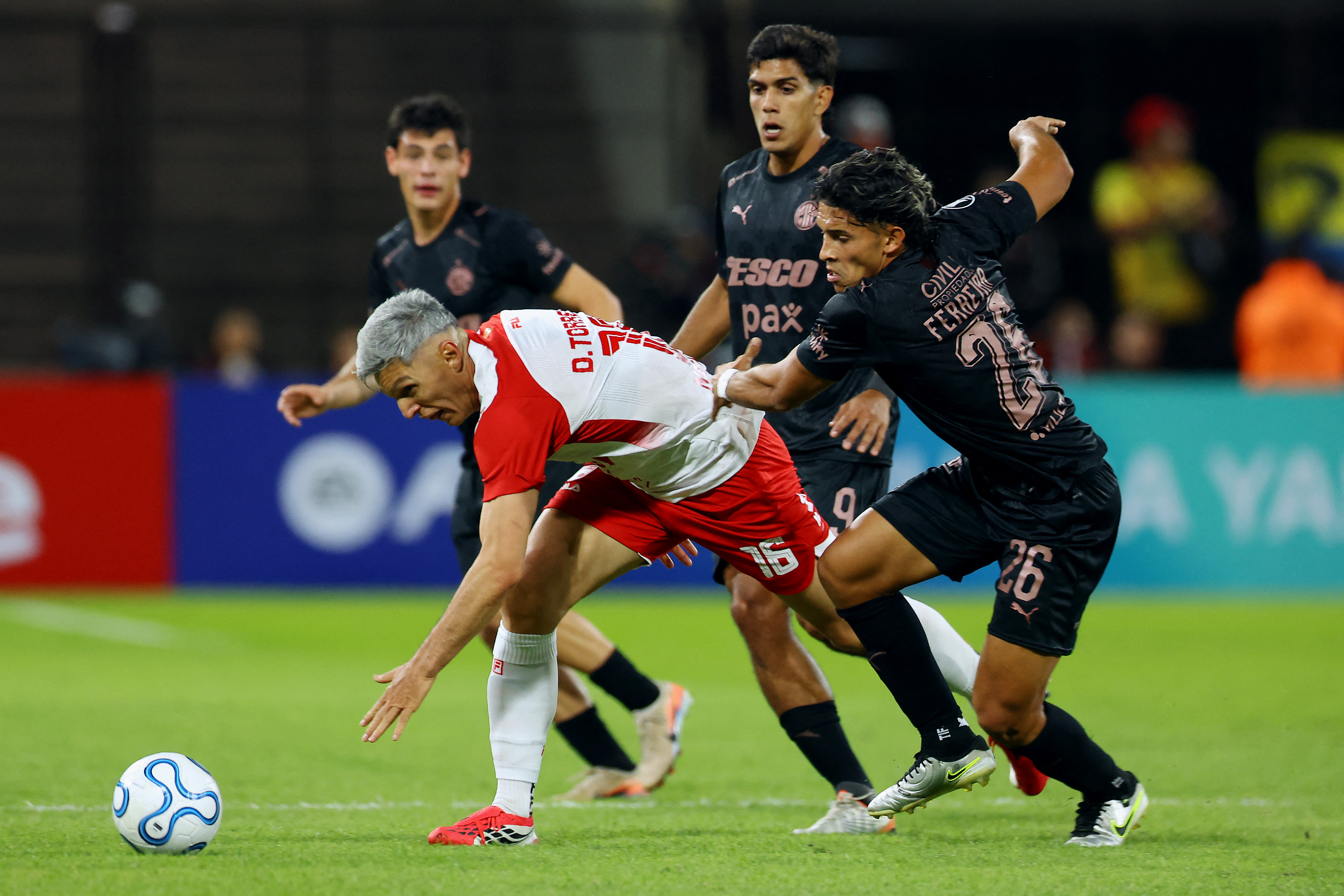 Santa Fe no levanta cabeza y cayó 2-1 con Platense en la Copa Libertadores: vea los goles
