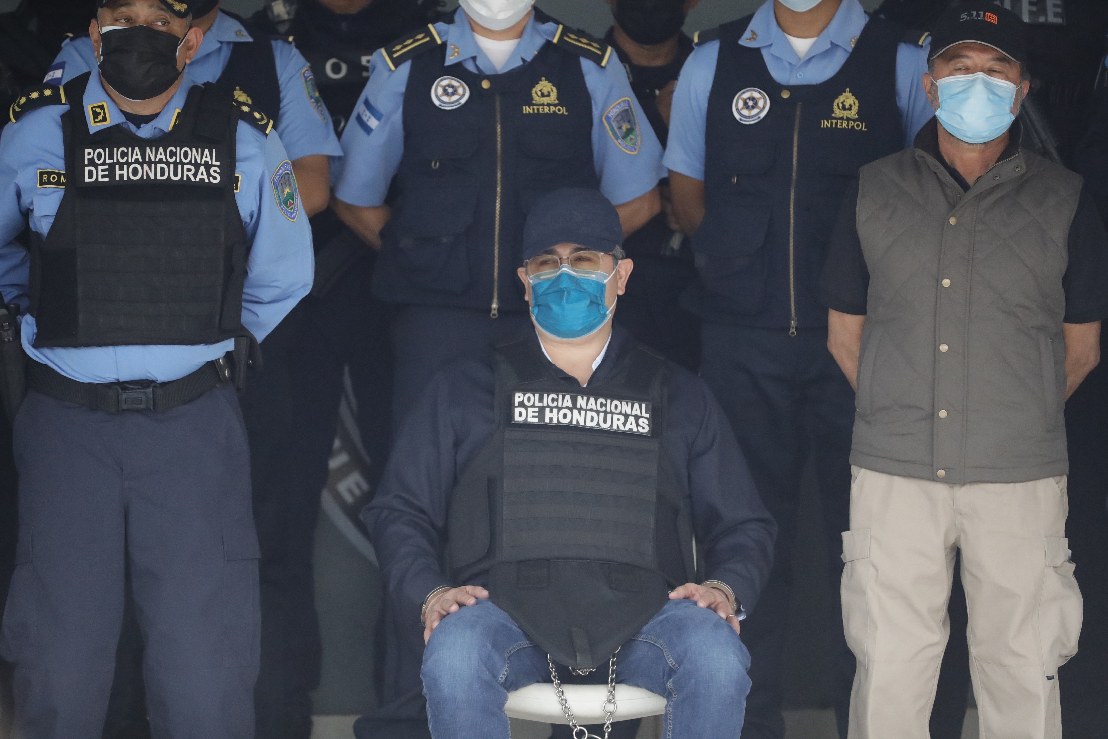 Expresidente de Honduras, acusado de recibir dinero del narcotráfico