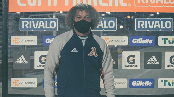 El equipo de fútbol que creó Alberto Gamero