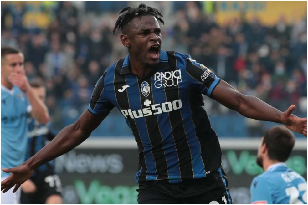 Golazo de Duván Zapata en el empate de Atalanta frente a Lazio