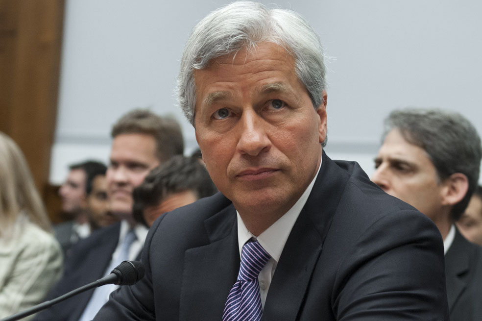 El presidente de JP Morgan Chase alertó sobre riesgo de una crisis energética