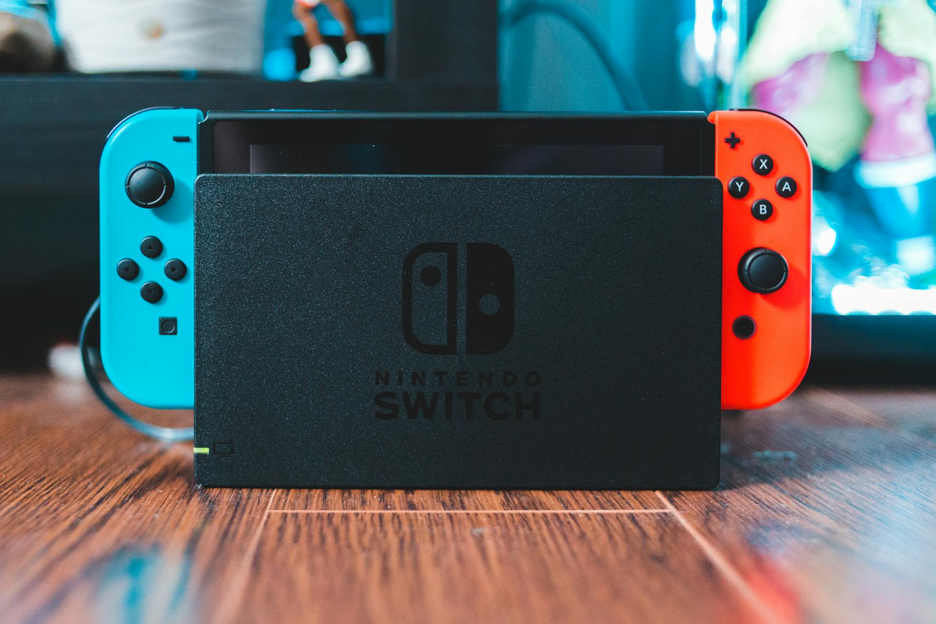 La nueva Nintendo Switch 2 será más grande que la actual Nintendo Switch Oled