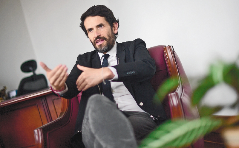 “Rendirse no es una opción. Vale la pena persistir”: Juan Carlos Losada
