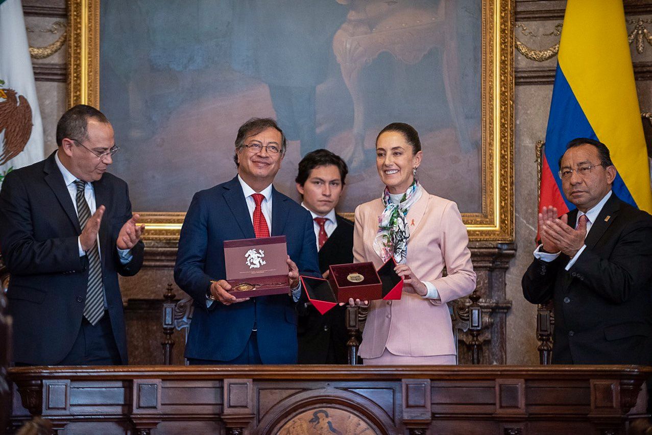 El presidente Gustavo Petro y la alcaldesa de esa Ciudad de México Claudia Sheinbaum.