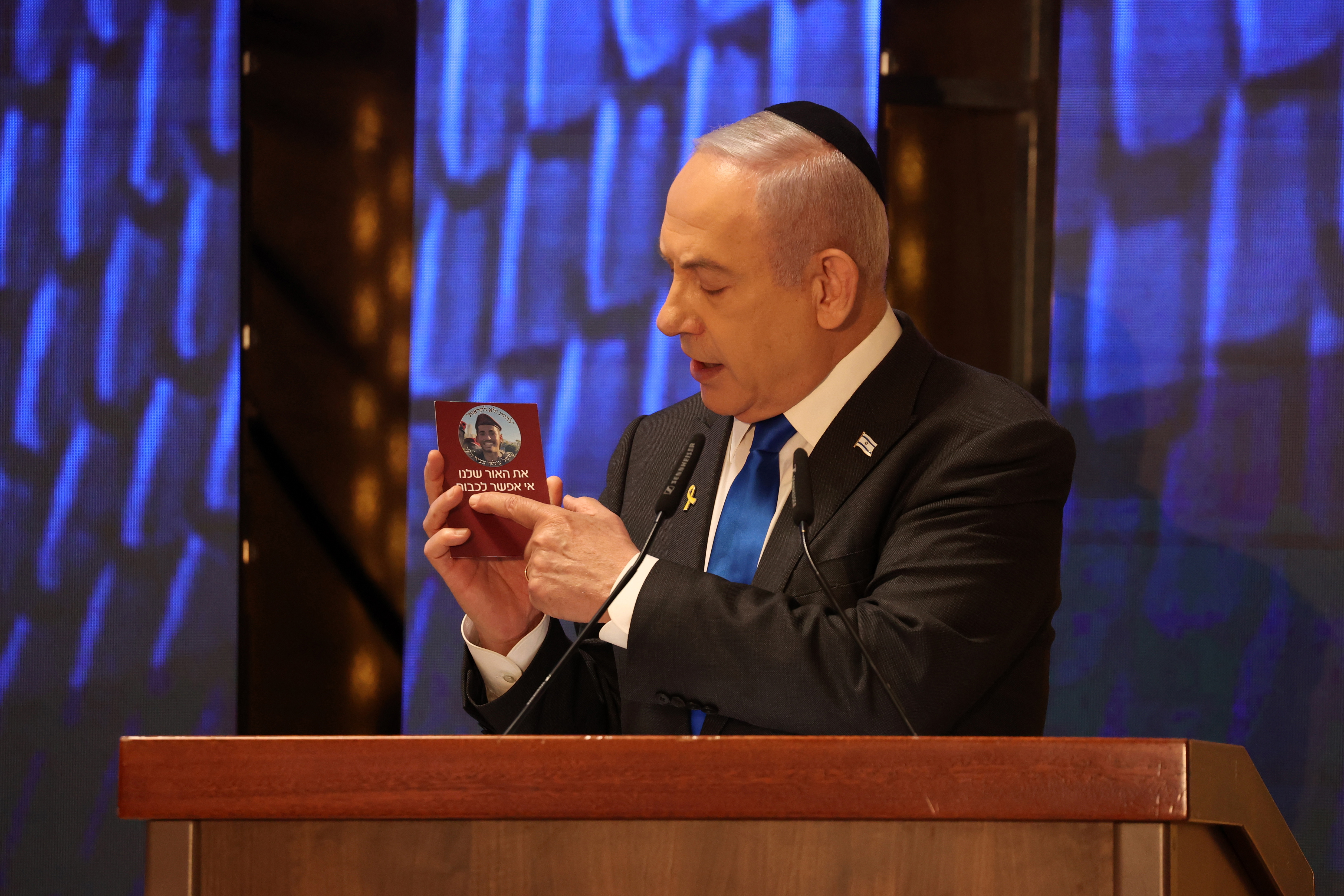 Jerusalem (-), 13/05/2024.- Israeli Prime Minister Benjamin Netanyahu addresses a ceremony marking Memorial Day for fallen soldiers of Israel'Äôs wars and victims of attacks at Israel's Mount Herzl national military cemetery in Jerusalem, 13 May 2024. Israel marks Memorial Day (Yom HaZikaron) to commemorate fallen soldiers and victims of attacks recorded since 1860 by the defence ministry. (Jerusalén) EFE/EPA/GIL COHEN-MAGEN / POOL