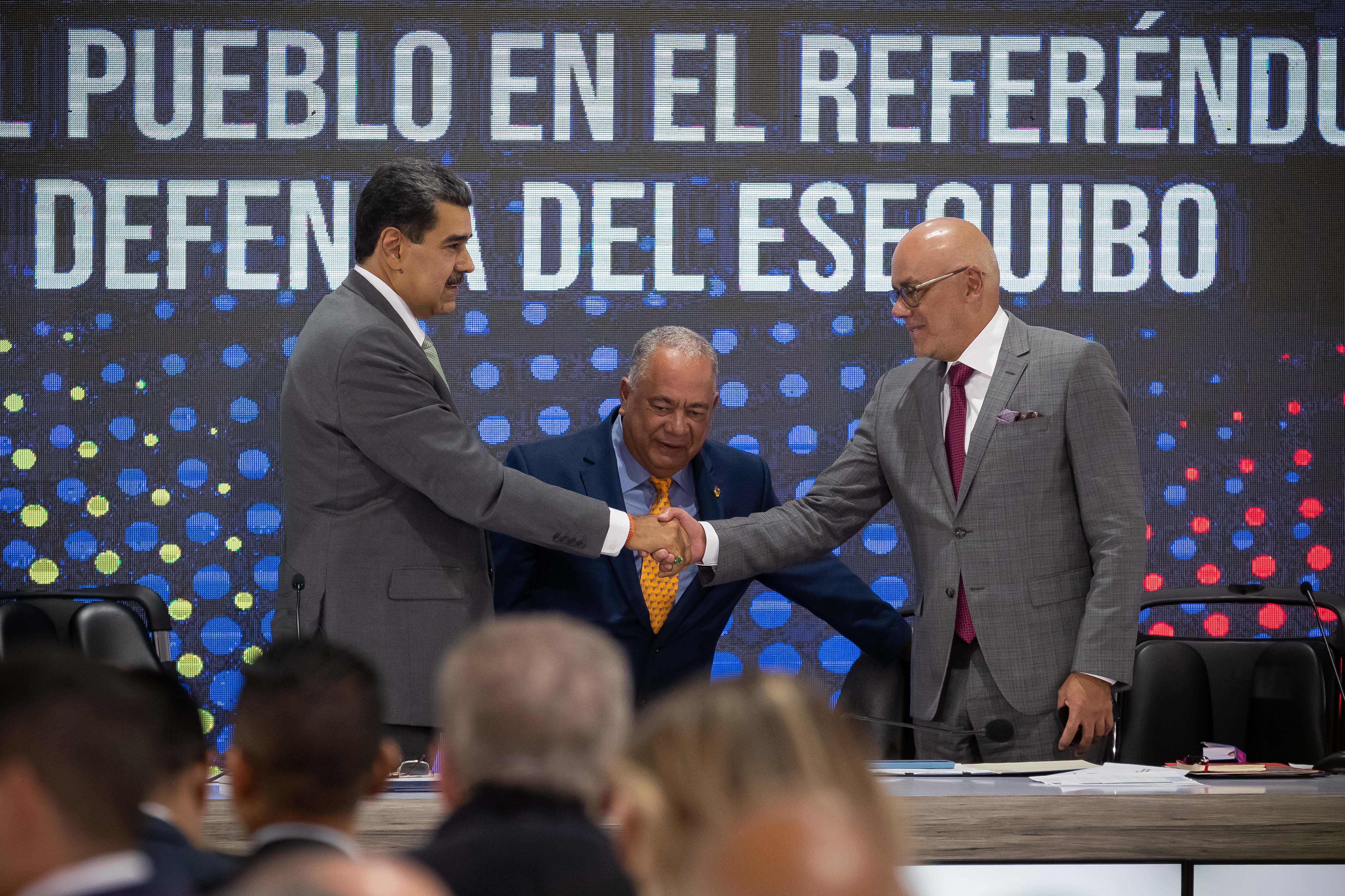 Nicolás Maduro decide anexarse el Esequibo