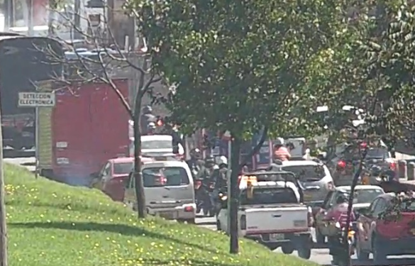 Avenida Cali con calle 15.