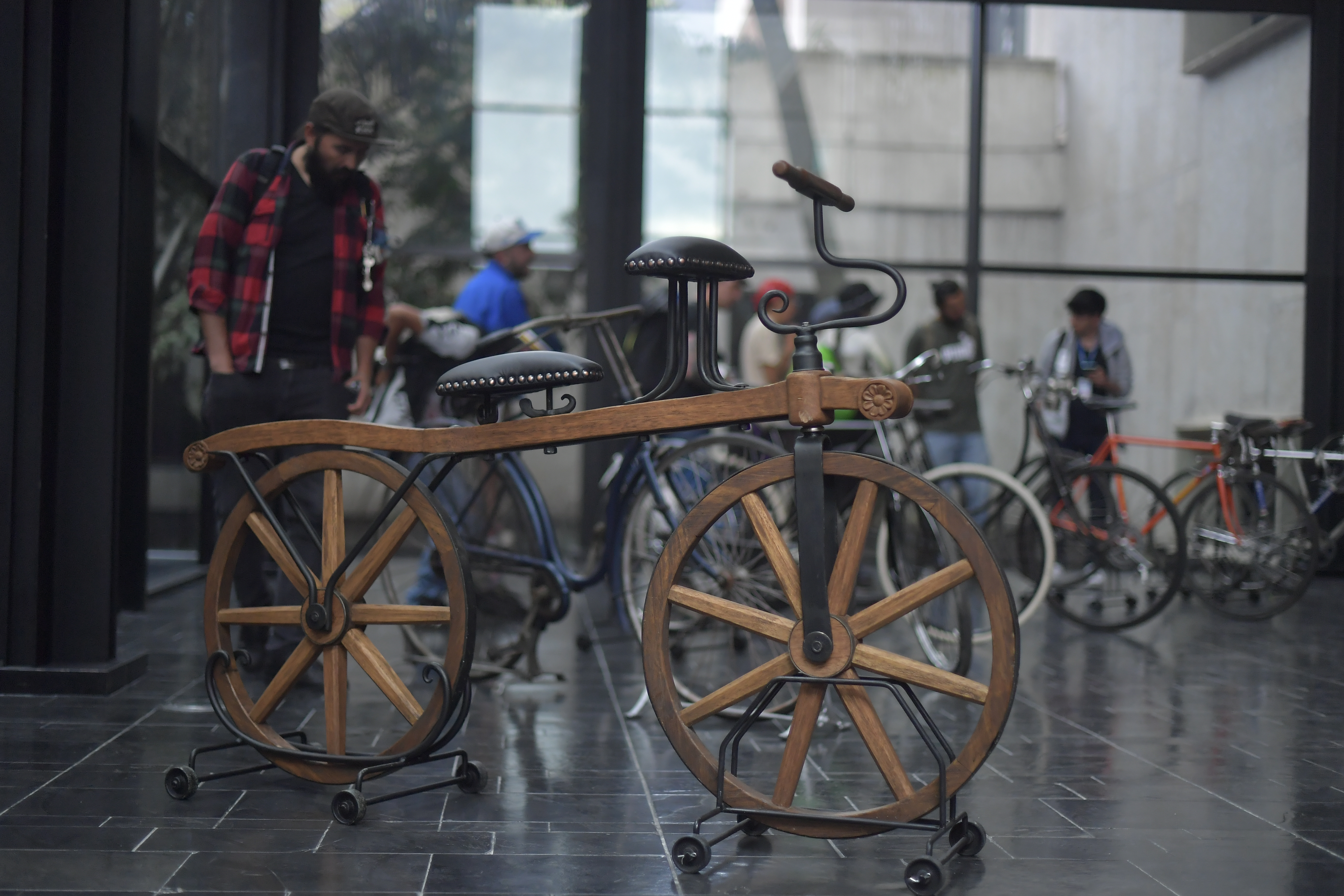 Rodada al pasado: las bicis clásicas que marcaron la historia de Bogotá