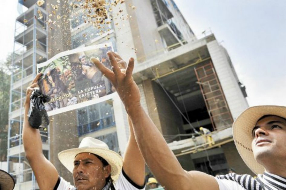 En reunión del Comité Nacional, Gobierno busca poner fin a paro cafetero