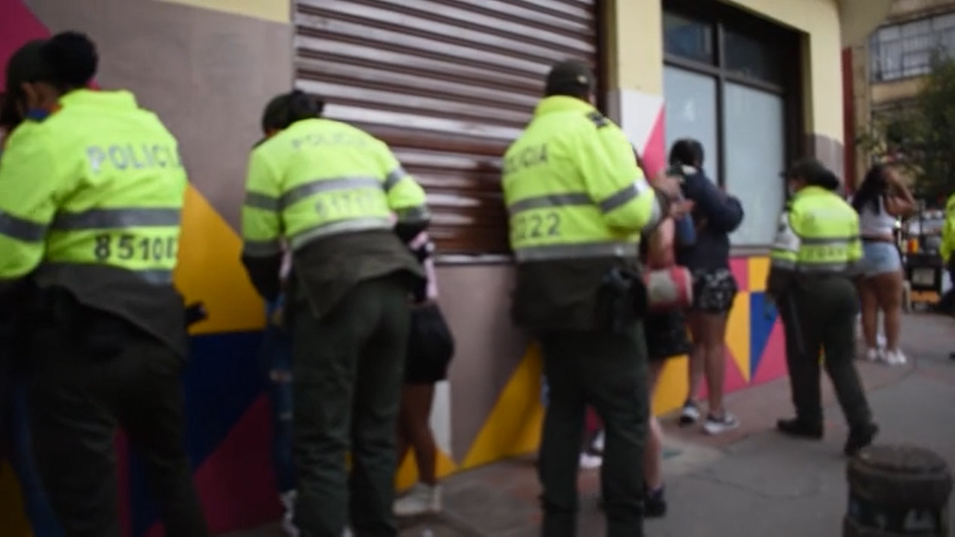 Contundente operativo policial en zona de tolerancia del centro de Bogotá