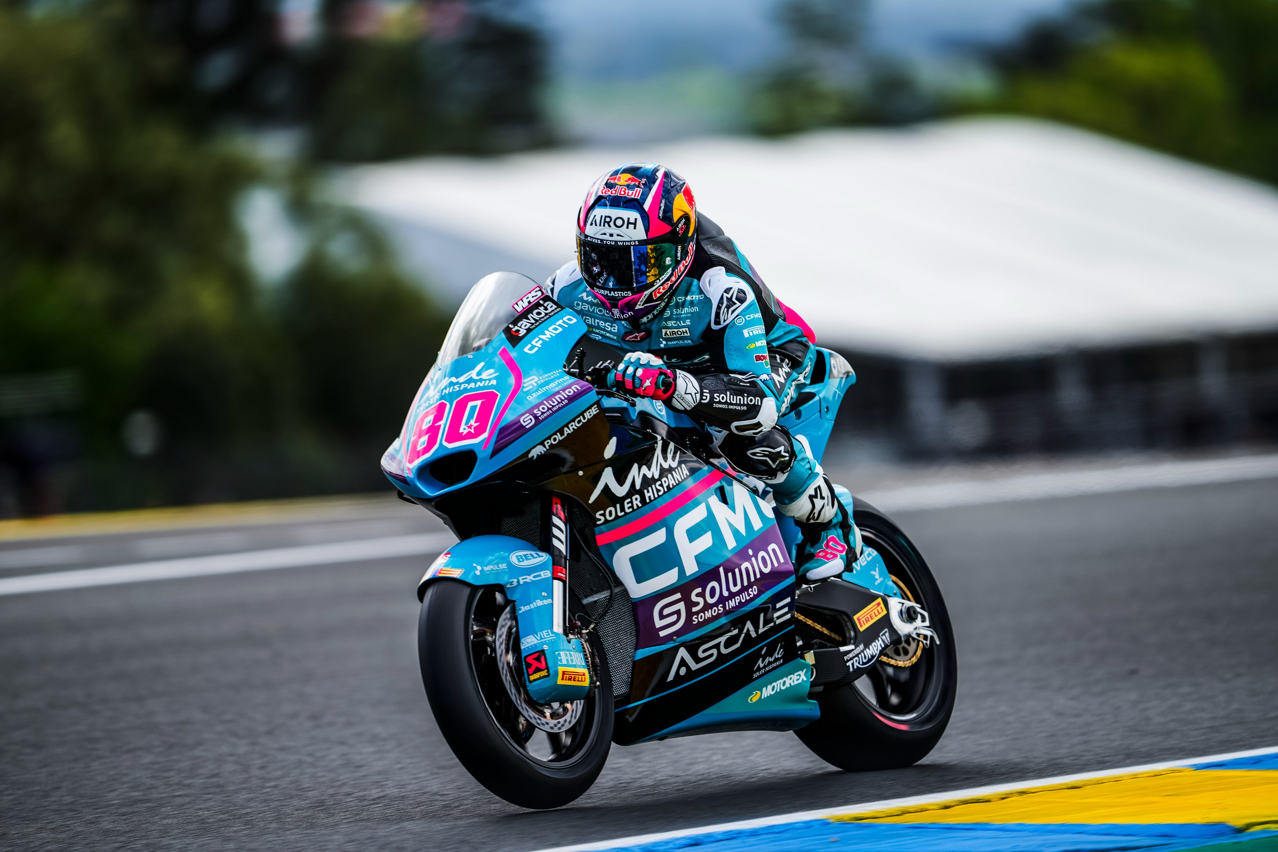 David Alonso protagonizó increíble remontada en Moto2 y por poco logra podio en Austin