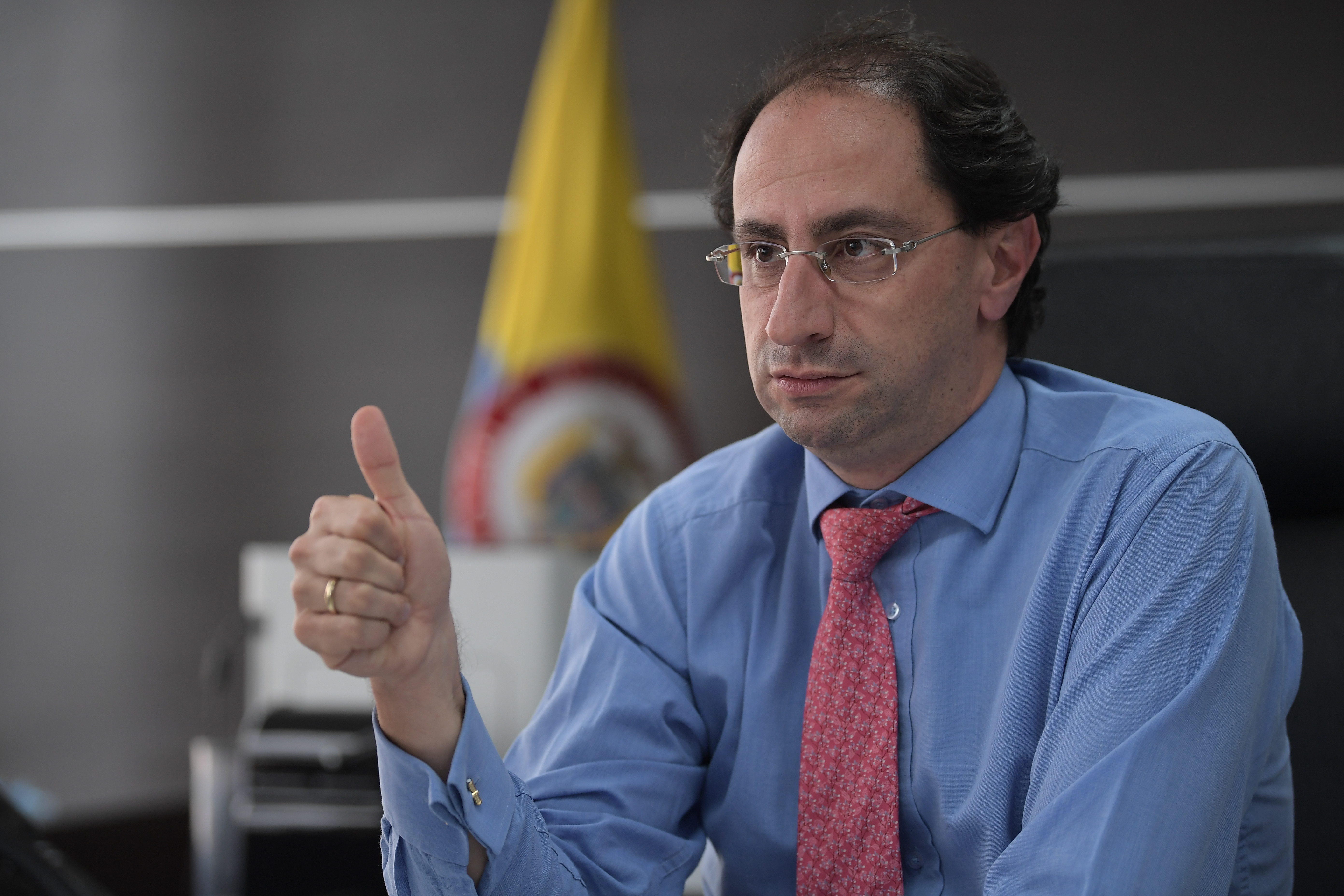 José Manuel Restrepo es nombrado como el nuevo ministro de Hacienda
