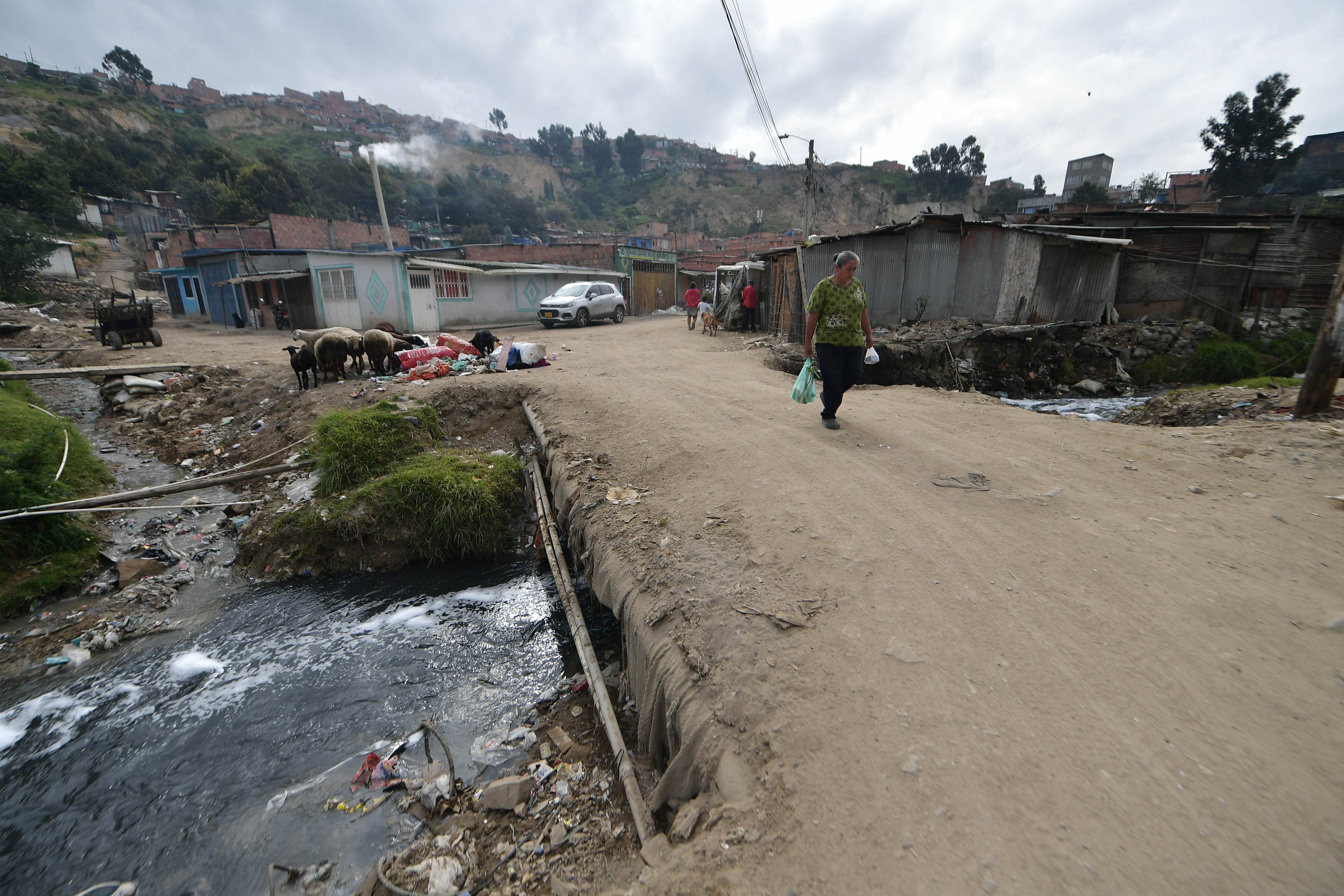 Firma española denunciada por Noemí Sanín abandonó obra clave en Soacha