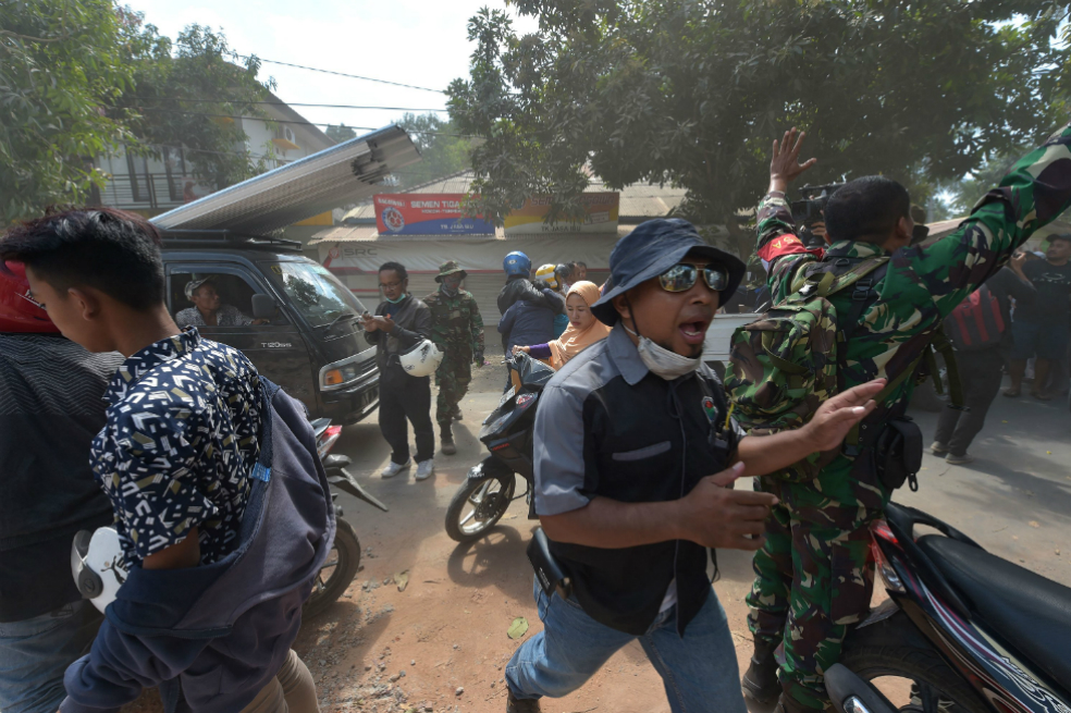 Se eleva la cifra de muertos por terremoto en Indonesia
