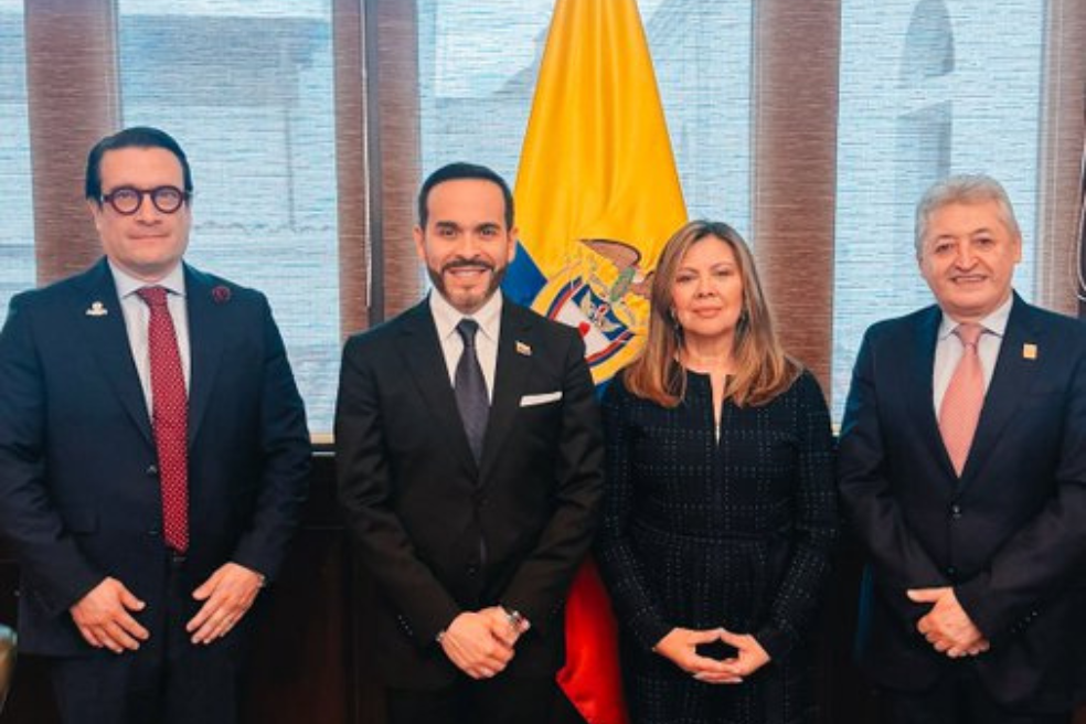 Abelardo de la Espriella se reunió por primera vez con la fiscal general Luz Adriana Camargo