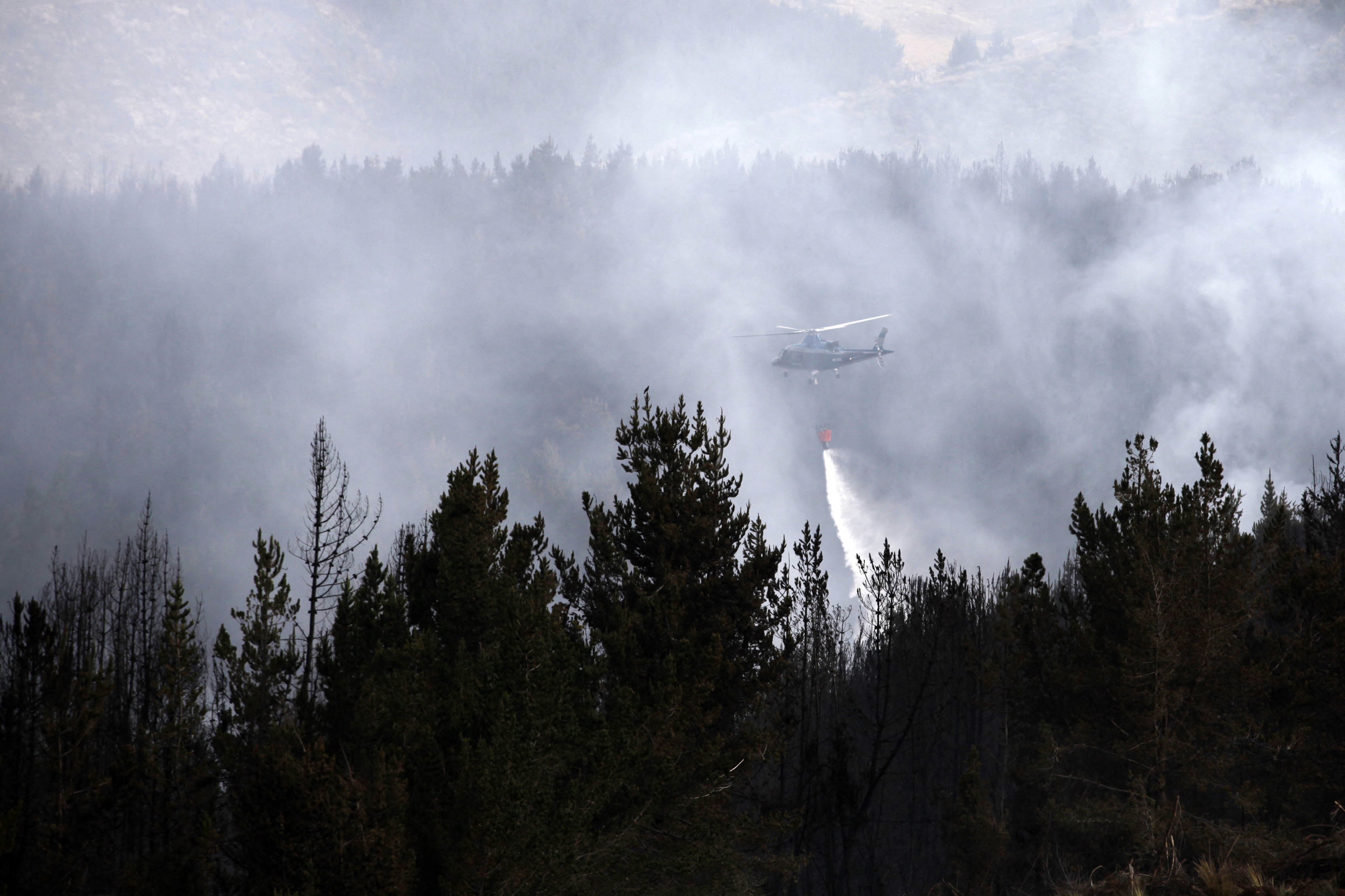 Emergencia nacional en Ecuador por 17 incendios activos, déficit hídrico y sequía