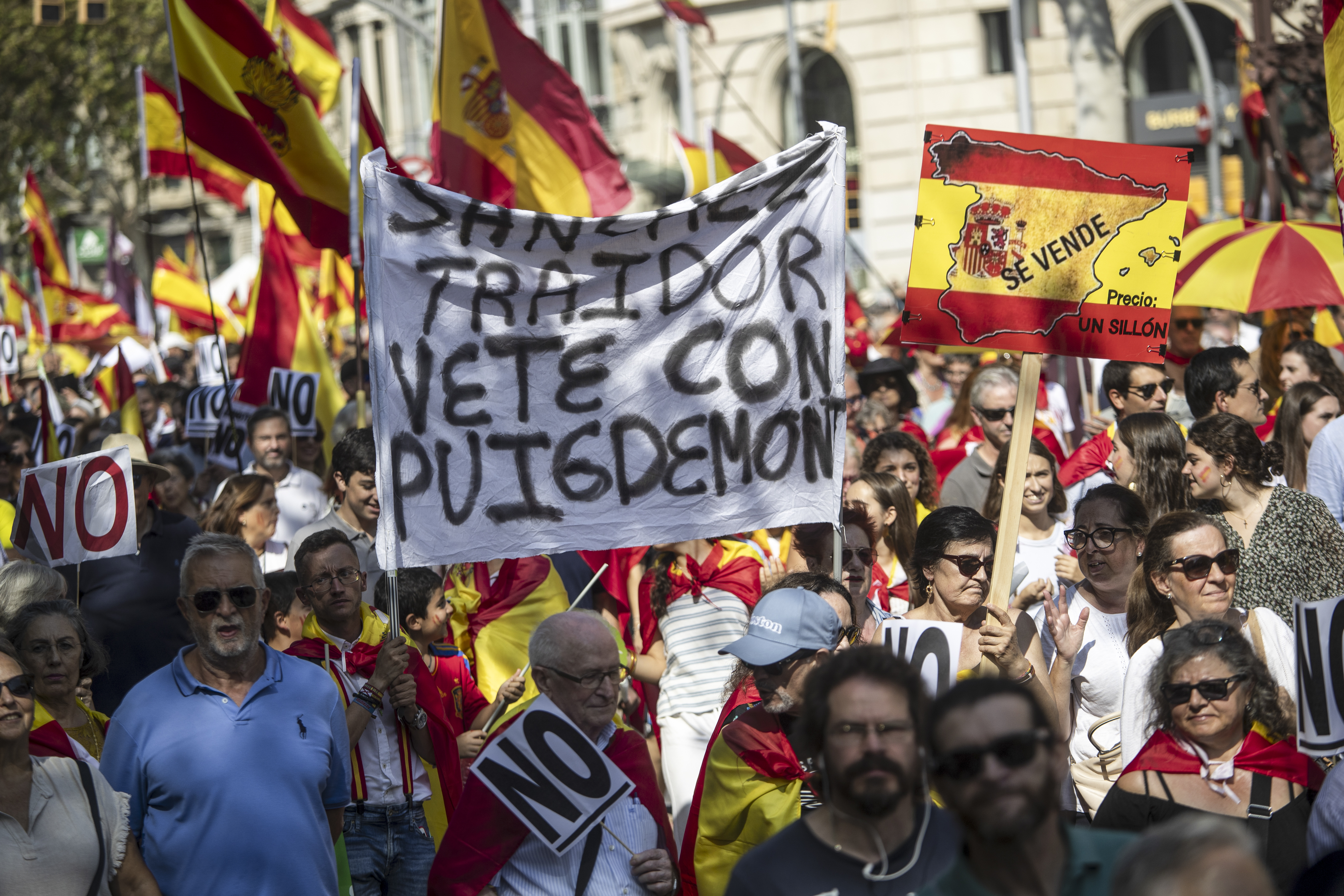 Protestas en España contra la posible amnistía a los independentistas catalanes