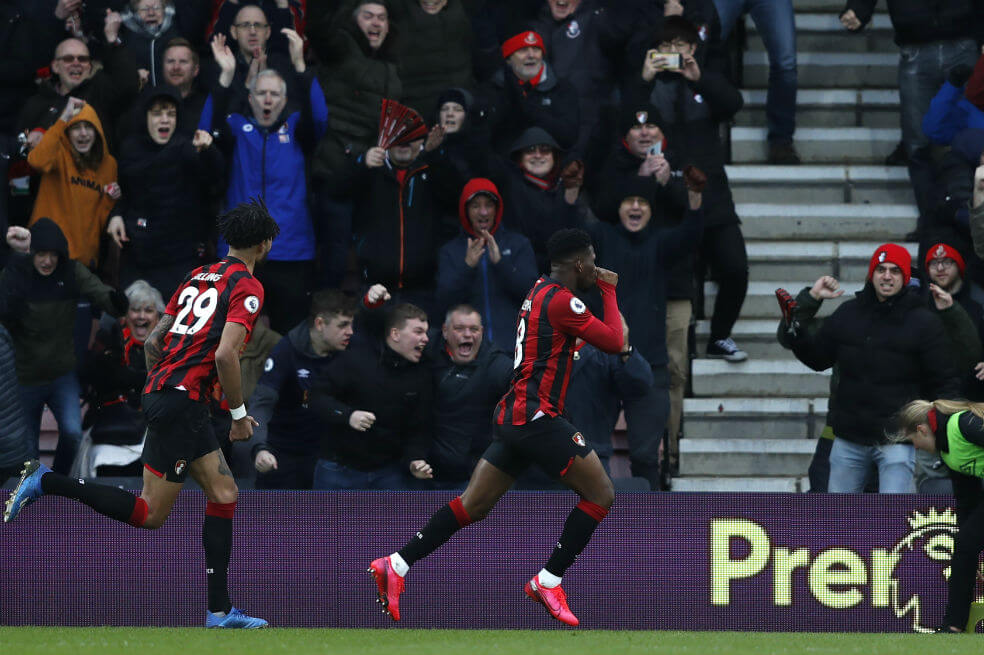 Jefferson Lerma fue acusado de morder a un rival en Inglaterra