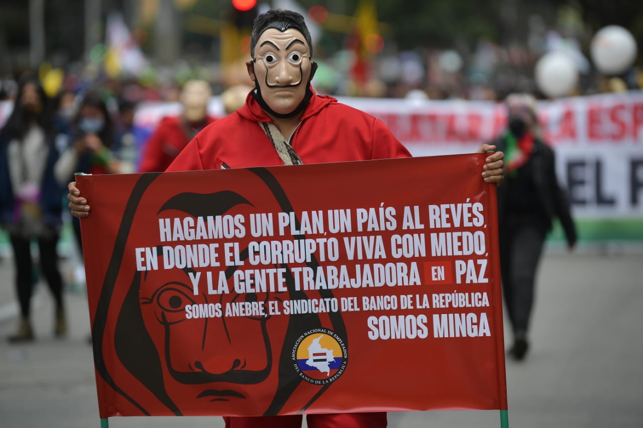 Se espera que en horas de la tarde lleguen más manifestantes a la plaza.