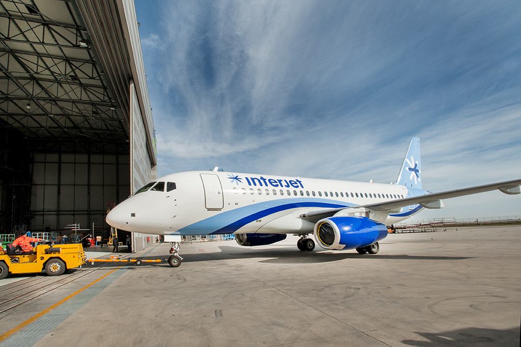 Supertransporte multa a Interjet por no proteger los derechos de los viajeros